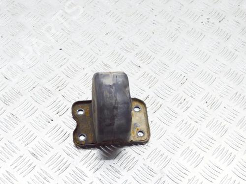Used Engine mount Engine mount MITSUBISHI GTO Coupe (Z1_A) 3.0 AWD (Z16A) (286 hp) 27749766 27749766