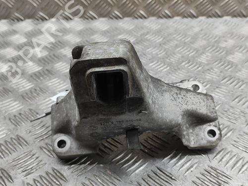 Used Support MINI MINI (R56) Cooper D (112 hp) 23249139