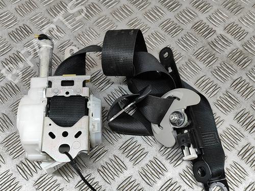 Front right seatbelt TOYOTA AURIS (_E18_) 1.6 (ZRE181_, ZRE185_, ZRE185R, ZRE181R) | BP23561580I25 