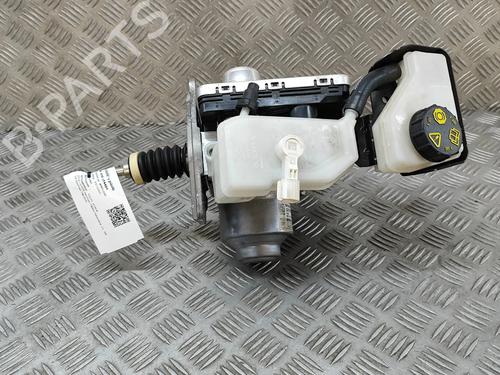 Used Servo brake Servo brake VOLVO XC90 II (256) B5 Mild Hybrid AWD (250 hp) 28558853 28558853