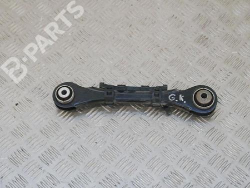 Venstre bagtil bærearm BMW 3 (F30, F80) 318 i (136 hp) 6838607