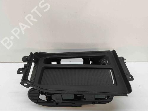 Porte-gobelet/Objets AUDI E-TRON (GEN) 55 quattro (408 hp) 29404563