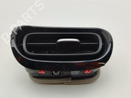 Used Air vent TOYOTA YARIS (_P21_, _PA1_, _PH1_) 1.5 Hybrid (MXPH10, MXPH11) (116 hp) 28559837