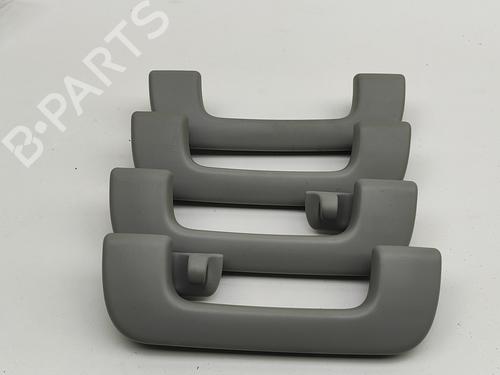 Used Interior roof handle Interior roof handle 26135303 26135303