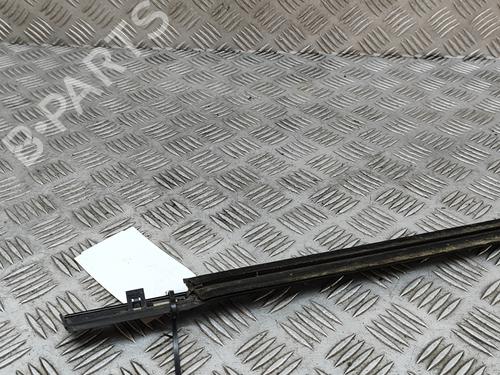 Door moulding trim NISSAN LEAF (ZE1) Electric | BP27780957C150