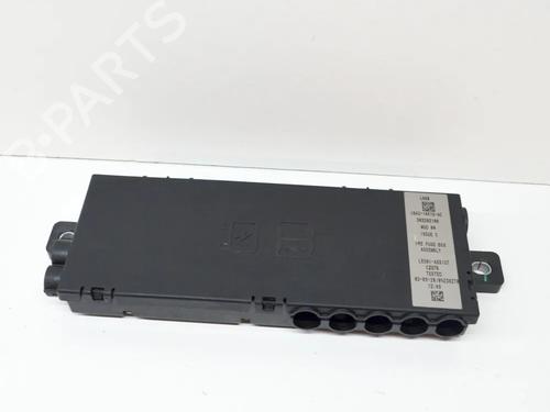 Used Fuse box Fuse box JAGUAR F-PACE (X761) 2.0 TD4 AWD (180 hp) 9167034 9167034
