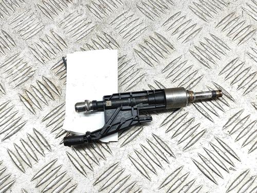 Used Injector Injector BMW 5 (G30, F90) 530 i xDrive (252 hp) 19744088 19744088