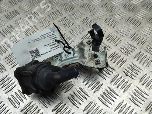 Used Auxiliary water pump Auxiliary water pump VOLVO XC60 II (246) D4 (190 hp) 34442819 34442819