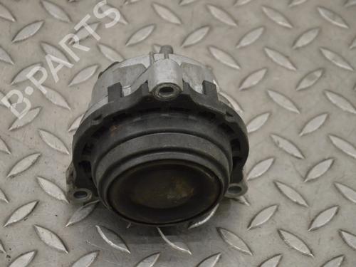 Used Engine mount Engine mount BMW 5 (F10) 530 d (286 hp) 33354192 33354192