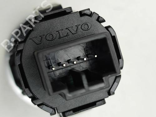 Switch VOLVO XC40 (536) B4 Mild-Hybrid | BP27795954I30 