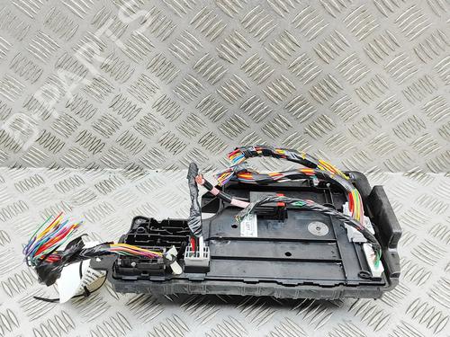 Used Electronic module Electronic module TESLA MODEL Y (5YJY) Long Range All-wheel Drive (514 hp) 33394408 33394408