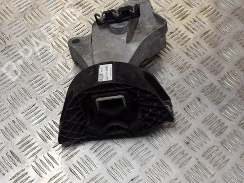 Used Engine mount RENAULT CAPTUR I (J5_, H5_) 0.9 TCe 90 (90 hp) 8354102