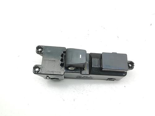 Used Left front window switch Left front window switch HYUNDAI TUCSON (TL, TLE) 1.7 CRDi (116 hp) 33380517 33380517