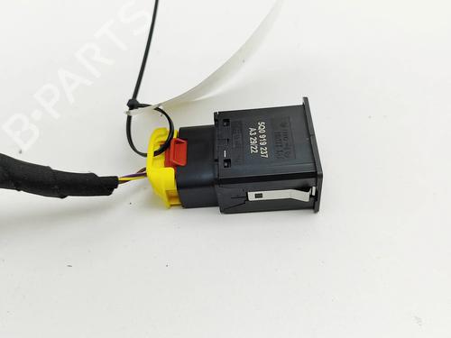 Switch AUDI Q3 (F3B) 35 TFSI | BP39575672I30 - Image 2