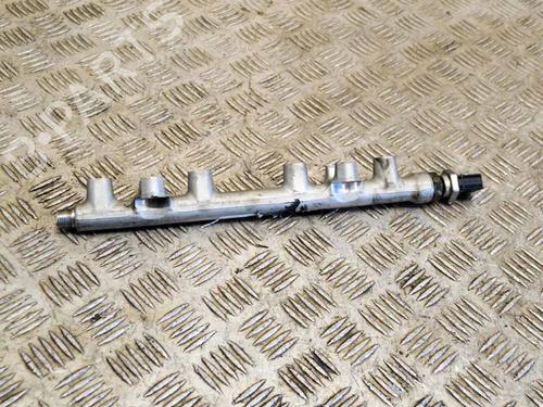 Used Injection rail AUDI A3 Sportback (8VA, 8VF) 1.5 TFSI (150 hp) 10526443