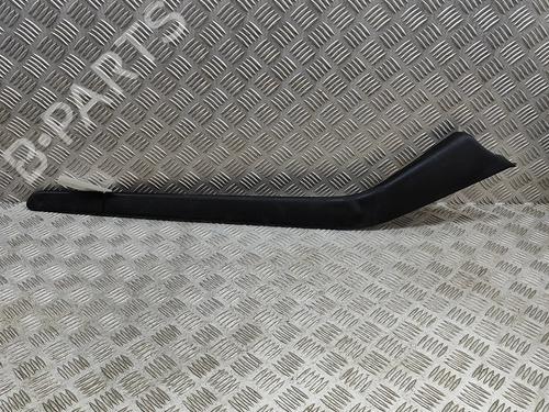 middle-console-tesla-model-3-5yj3-2017-28115810 main image