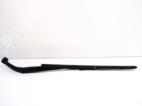 Used Front windshield wiper arm Front windshield wiper arm 27760879 27760879