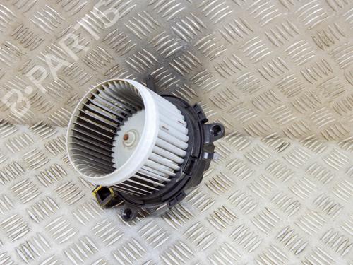 Heater blower motor PEUGEOT 3008 II SUV (MC_, MR_, MJ_, M4_) 1.6 THP 165 (M45GYW, M45GZW, M45GYV) | BP11252418M62 