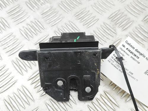 tailgate-lock-fiat-500e-332_-2020-36534049 main image