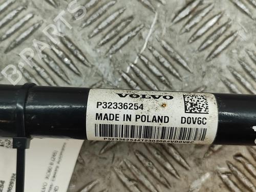 Right rear driveshaft VOLVO XC60 II (246) B4 Mild-Hybrid AWD | BP31192227M41 