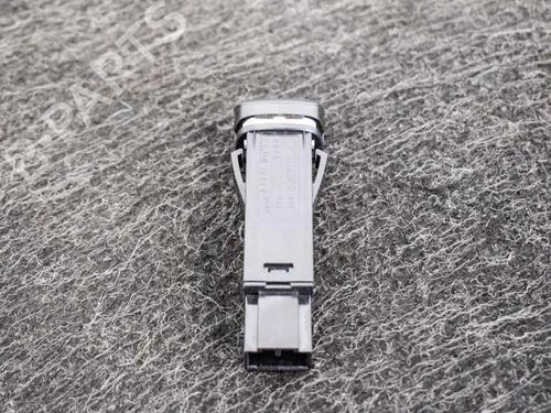 Switch VOLVO V40 Hatchback (525) D2 | BP6741920I30 - Image 2