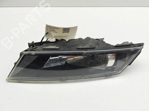 Used Right front fog light SKODA SUPERB III Estate (3V5) 2.0 TDI (150 hp) 31903010