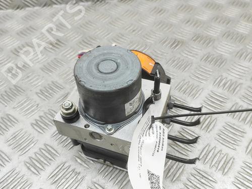 Used ABS pump ABS pump PEUGEOT 2008 II (UD_, US_, UY_, UJ_, UR_, UC_) e-2008 (UKZKXZ) (136 hp) 33798195 33798195