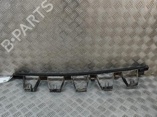 rear-bumper-bracket-volvo-v50-545-2003-2004-2005-2006-2007-2008-2009-2010-2011-2012-28688220 main image