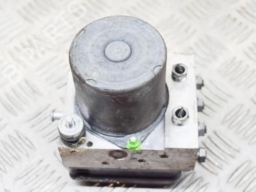 Used ABS pump RENAULT CLIO III (BR0/1, CR0/1) 1.2 16V (BR02, BR0J, BR11, CR02, CR0J, CR11) (75 hp) 6774671