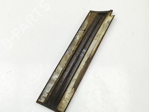 Rear left wheel arch trim CHRYSLER LE BARON Convertible 2.2 i Turbo | BP29637750C136 