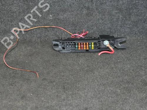 Used Fuse box Fuse box AUDI A8 D3 (4E2, 4E8) 4.2 quattro (335 hp) 6725358 6725358