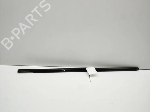 Dørliste Dørliste JAGUAR XE (X760) 2.0 D (180 hp) 36565042 36565042