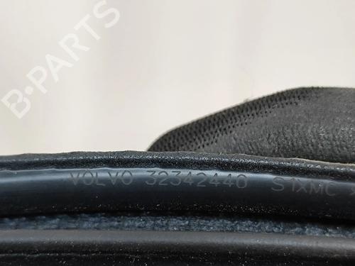 Gummiliste VOLVO XC40 (536) B3 Mild-Hybrid | BP28557583C142 