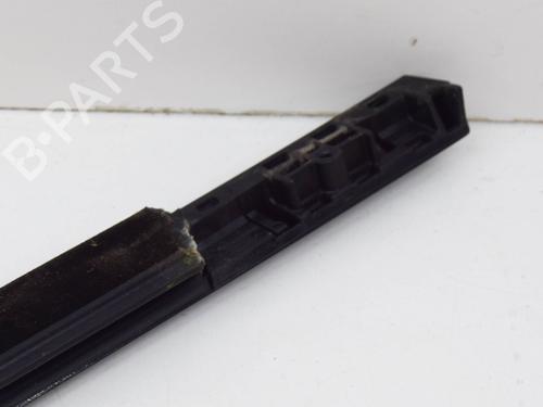 Door moulding trim JAGUAR E-PACE (X540) 2.0 D180 AWD | BP14620319C150 