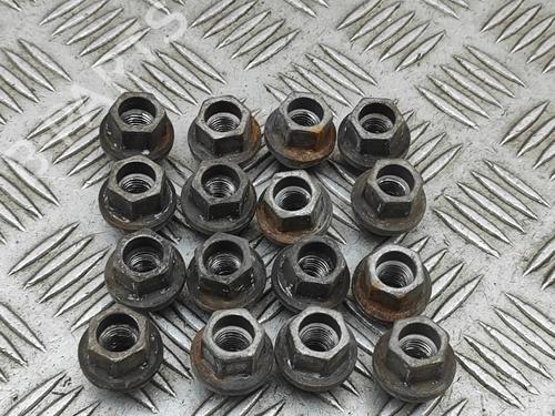 Altro VOLVO V40 Cross Country (526) D2 (120 hp) 32119561