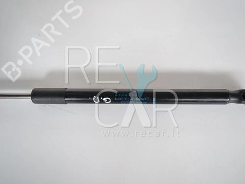 Used Tailgate lift support Tailgate lift support RENAULT MEGANE III Grandtour (KZ0/1) 1.5 dCi (KZ09, KZ0D, KZ1G, KZ29, KZ14, KZ1W, KZ10, KZ1F,... (110 hp) 30233062 30233062