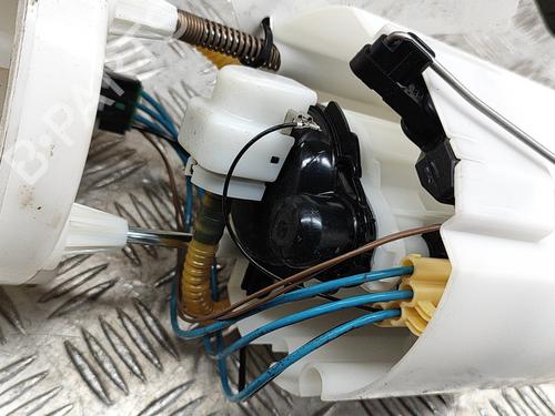 Fuel pump BMW X1 (F48) sDrive 20 i | BP18605415M76 
