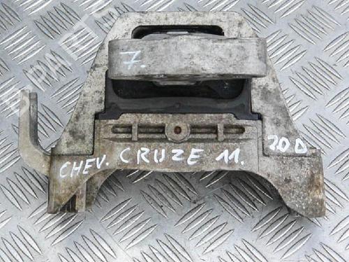 Used Engine mount CHEVROLET CRUZE (J300) 2.0 CDI (150 hp) 6716029