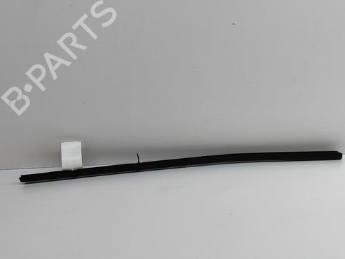 Used Door moulding trim TESLA MODEL Y (5YJY) EV Performance All-wheel Drive (462 hp) 28559497