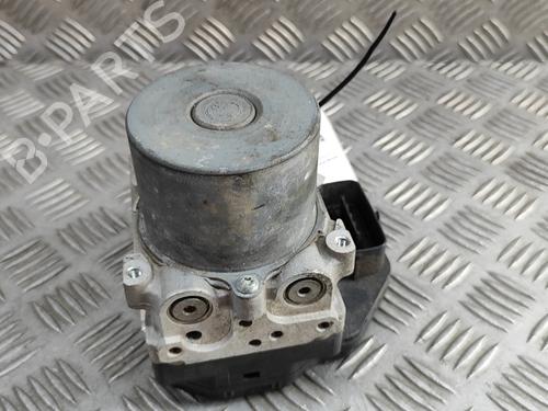 Used ABS pump TOYOTA HILUX VII Pickup (_N1_, _N2_, _N3_) 3.0 D (KUN16) (171 hp) 28062062