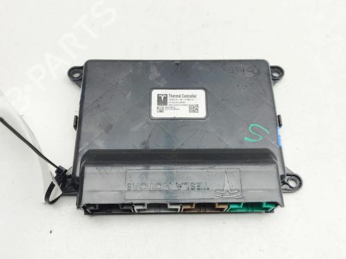 Used Electronic module Electronic module TESLA MODEL X (5YJX) P100D AWD (772 hp) 34443887 34443887