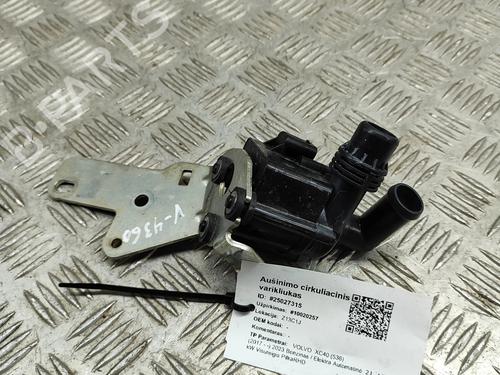 Used Auxiliary water pump VOLVO XC40 (536) B4 Mild-Hybrid (197 hp) 27772638