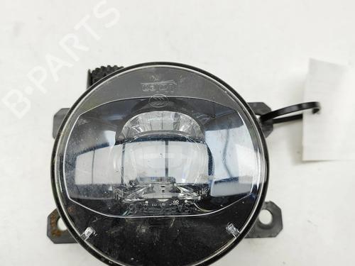 Used Right front fog light MASERATI LEVANTE SUV (M161) 3.0 D Q4 (275 hp) 31859408