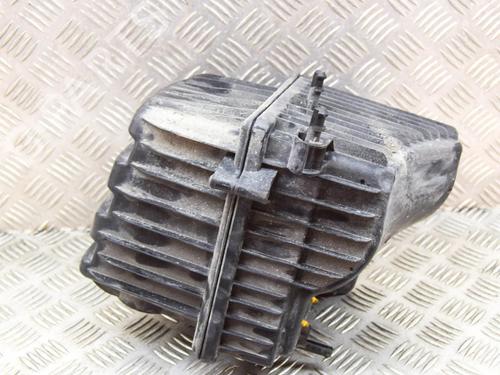 Used Air filter box FIAT 500X (334_) 2.0 D Multijet 4x4 (334AXB22, 334AXD2B) (140 hp) 15680691