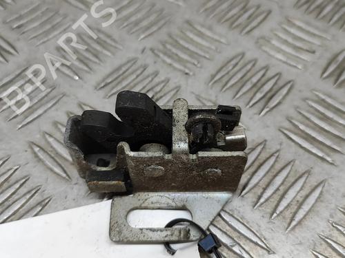 Fechadura da mala ISUZU D-MAX II (TFR, TFS) 2.5 CRDi (116 hp) 28431563