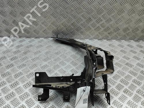 Højre forlygtestøtte) Højre forlygtestøtte) BMW X2 (F39) sDrive 18 i (136 hp) 36863732 36863732