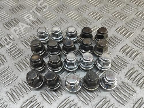 other-toyota-c-hr-_x2_-_h2_-2023-28433700 main image