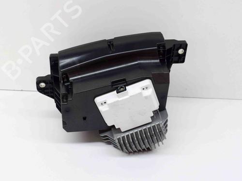 Display monitor BMW X6 (F16, F86) xDrive 40 d | BP10072753C48