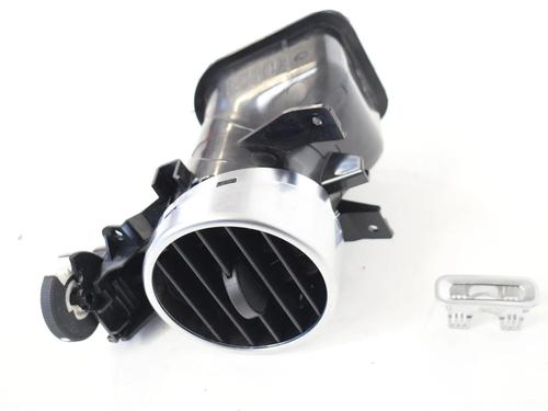 Used Air vent LAND ROVER DISCOVERY IV (L319) 3.0 TD 4x4 (245 hp) 30208767
