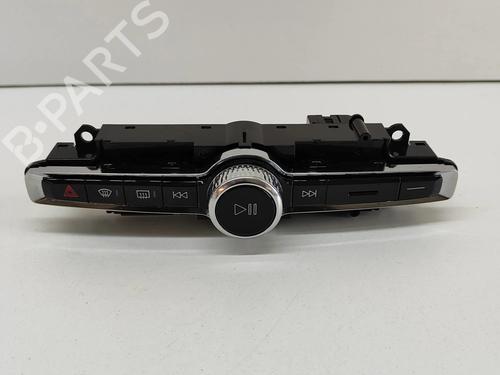 Used Switch VOLVO XC40 (536) B4 Mild-Hybrid (197 hp) 27776267